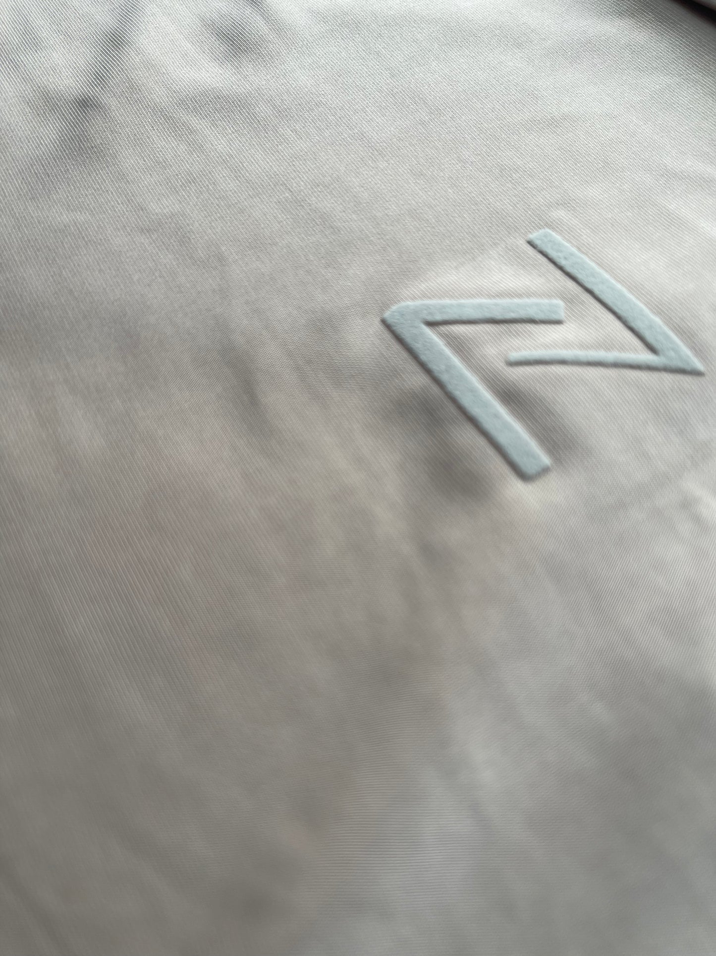 NIYA Jersey Liquide - Taupe Élégant